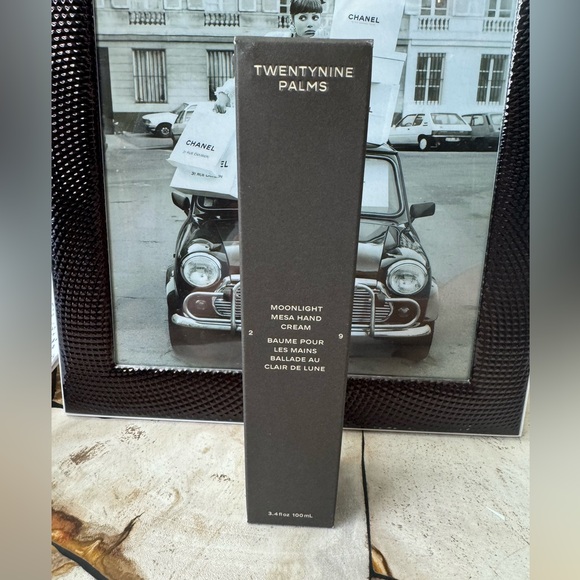 Twenty Nine Palms Moonlight Mesa Handcream - NIB - Picture 3 of 7